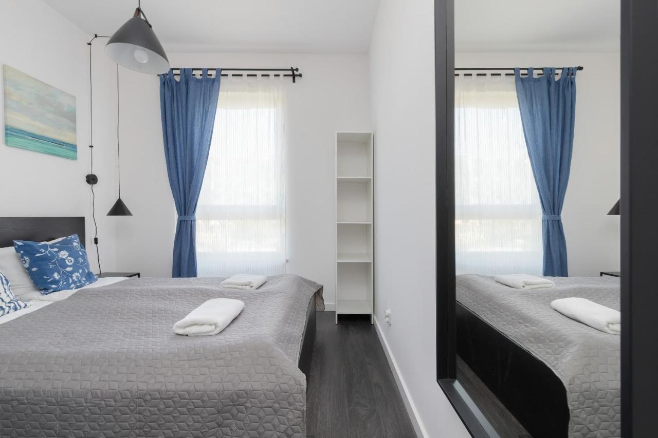 Nowa Letnica Apartments By Noclegi Renters グダニスク エクステリア 写真